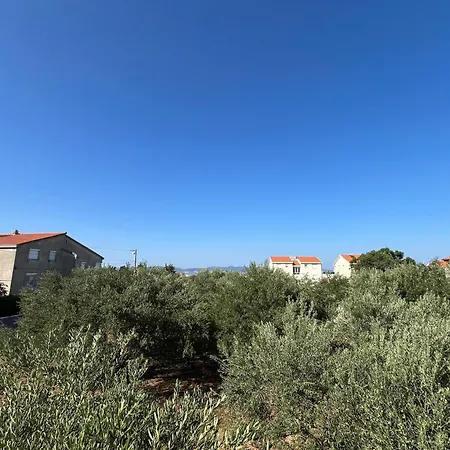 Lantana Apartament *